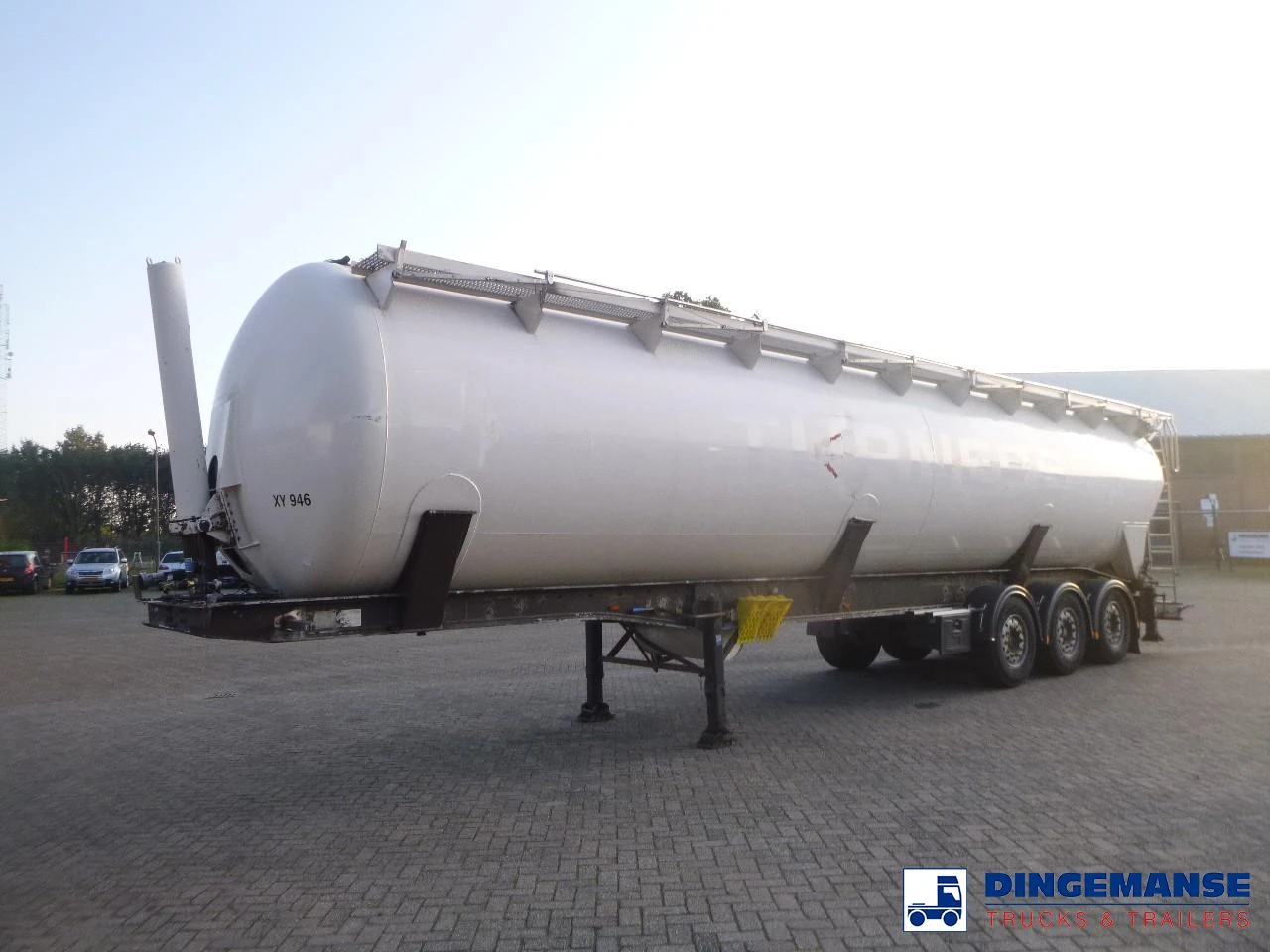 Feldbinder Powder tank alu 65 m3 (tipping) 2001 obrázek 1