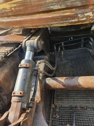 Caterpillar 3 Stück! 328D TUNNELBAG Tiefl. Schild Ripper 2013 - 328D TUNNELBAGGER Tiefl. Schild Ripper image 16
