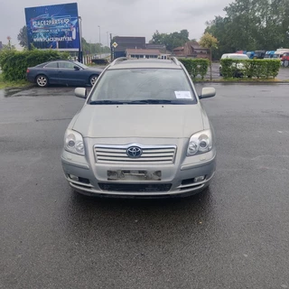 Toyota Avensis 2004 - N/A bild 1