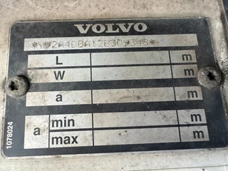 Volvo FH 2002 - 12.460 4X2 SPOILERS EURO 3 MANUAL image 15