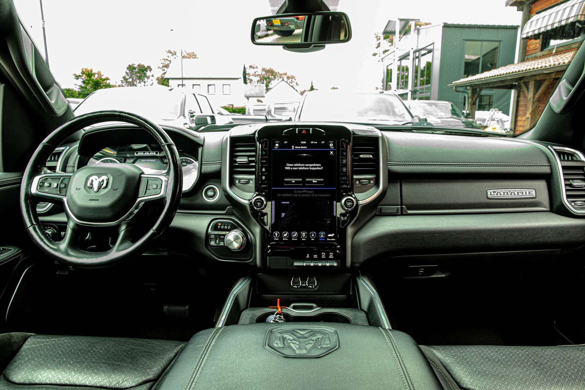 Dodge Ram 1500 2020 - Ram laramie V8 obrázek 11