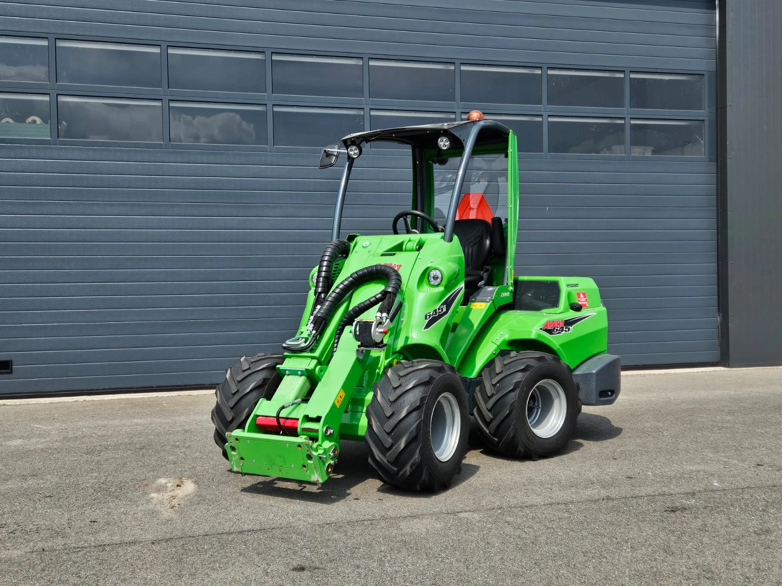 Avant 2024 - 645i TDL+ mini-shovel afbeelding 5