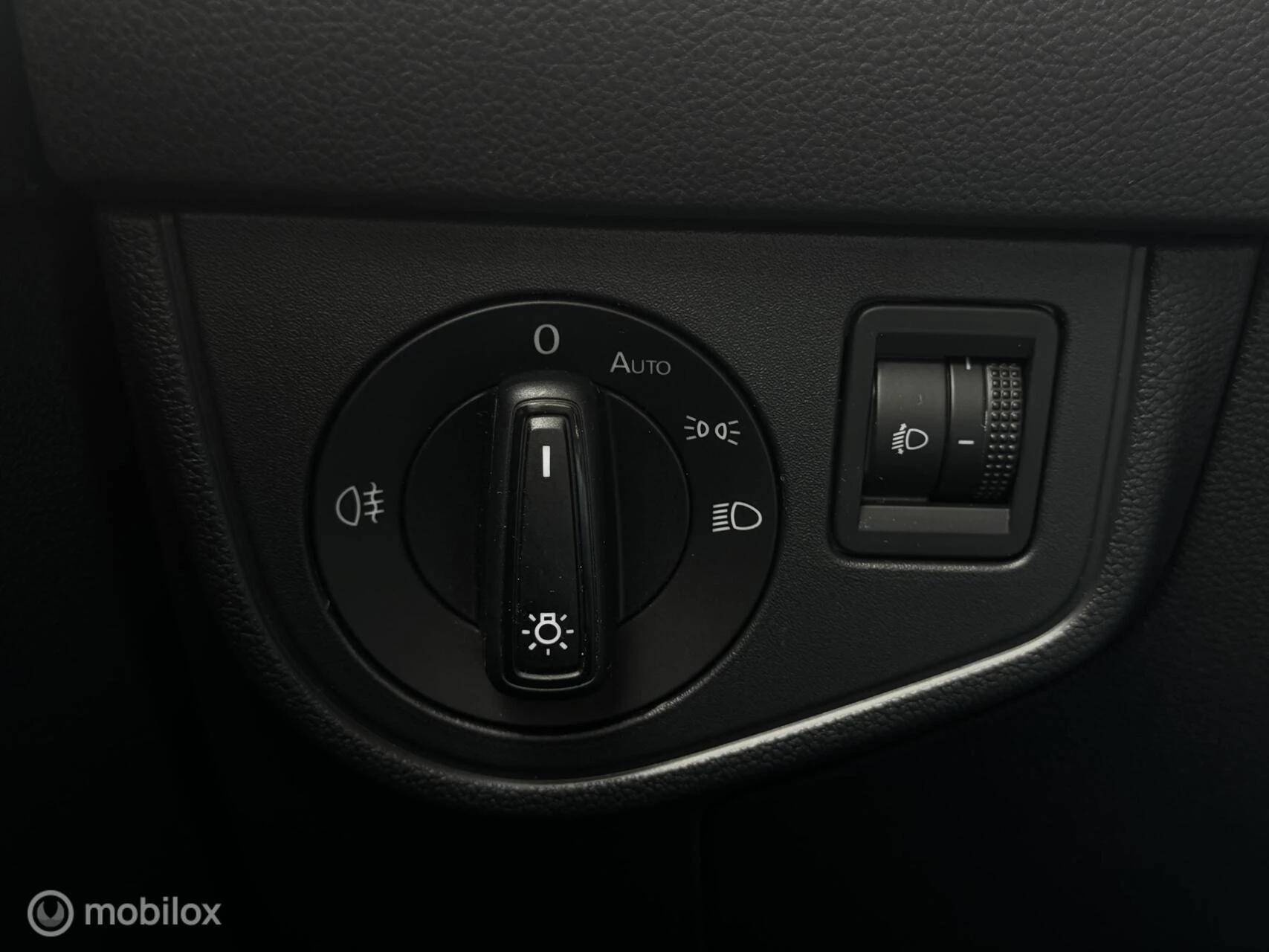 Volkswagen Polo 2022 - 1.0 TSI Life Business APPLE CAR PDC 62KM afbeelding 37