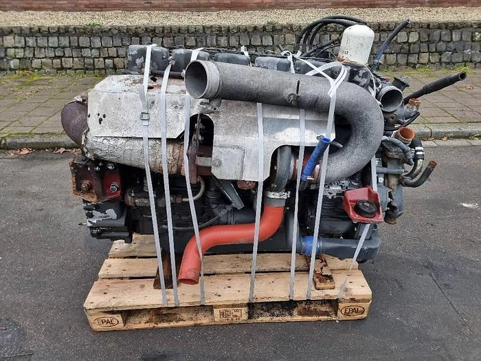 Renault 400 Bild 1