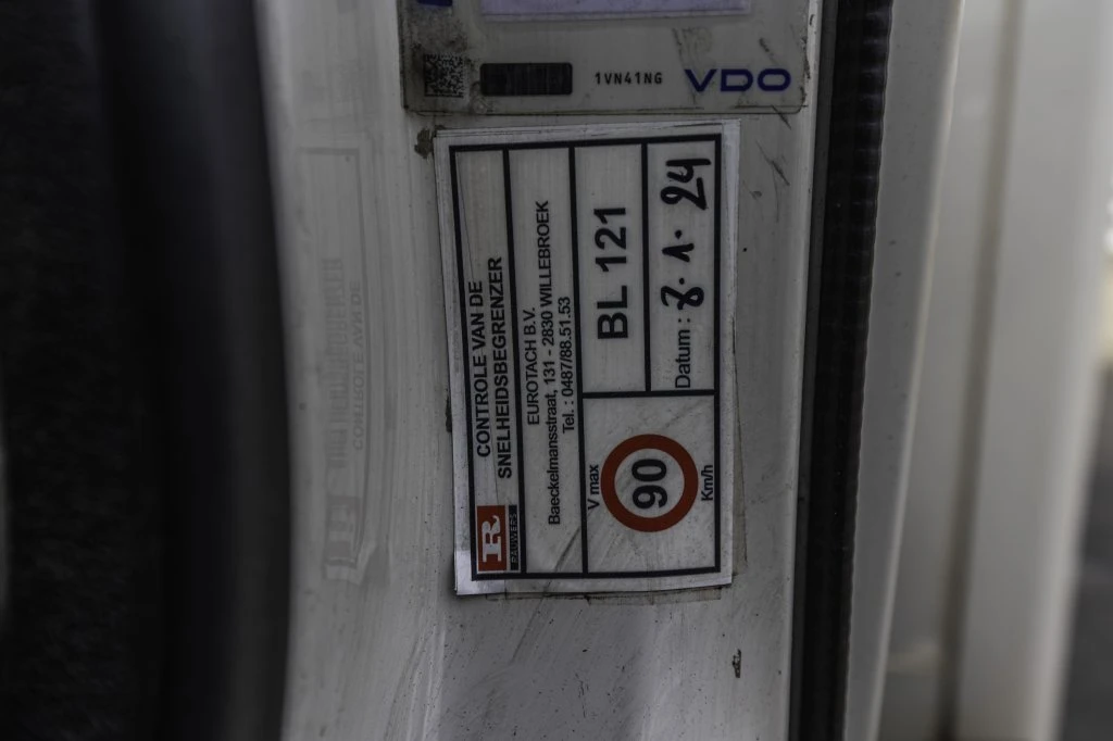 Volvo 240 2010 - FL (12T.) + DHOLLANDIA 2T. afbeelding 24