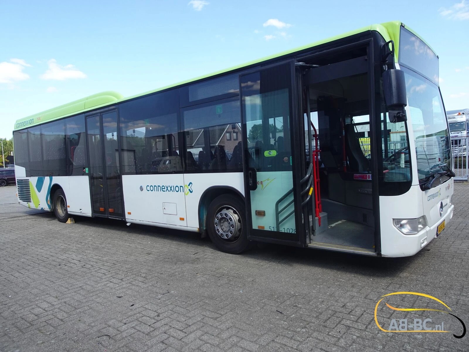 Mercedes-Benz Citaro O530 LE 42 Seats 45 Standees EURO 5 2012 afbeelding 1