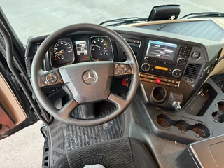 Mercedes-Benz Actros 2015 - 1830 4X2 EURO 6 - BOX 7,30 METER + ZEPRO LOADLIFT изображение 11