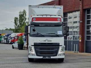 Volvo FM 2015 - 420 Globetrotter 6x2 - Box with sidedoors - Zepro loadlift - Full air - Low KM afbeelding 2 miniatuur