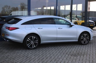 Mercedes-Benz CLA 2023 - Shooting Brake 250e AUT8 Luxury Line WIDESCREEN KEY-LESS GO SFEER 18'' image 4