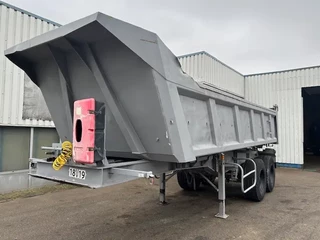 CIF N/A 1999 - 2 Axle Steel Tipper , Spring Suspension , Drum Brakes imagem 1