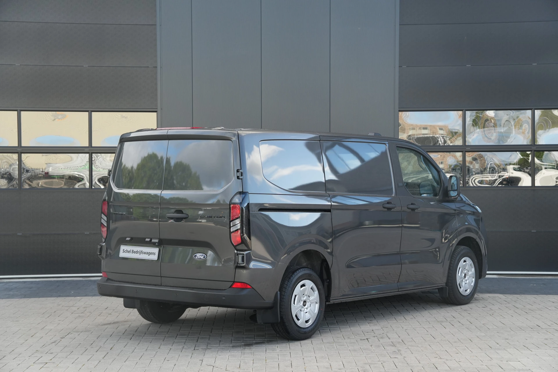 Ford Transit Custom 2026 - 320 2.0 TDCI L1H1 Trend 170pk - 2x Schuif - Camera - Stoelverwarming - Carplay - LED - Carplay - INCLUSIEF BPM obrázek 6