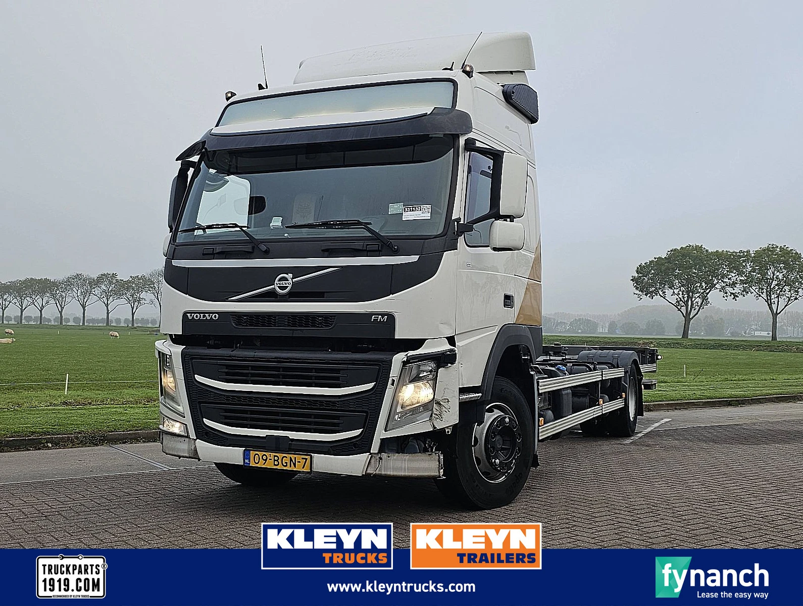 Volvo 2015 - FM 330 afbeelding 1