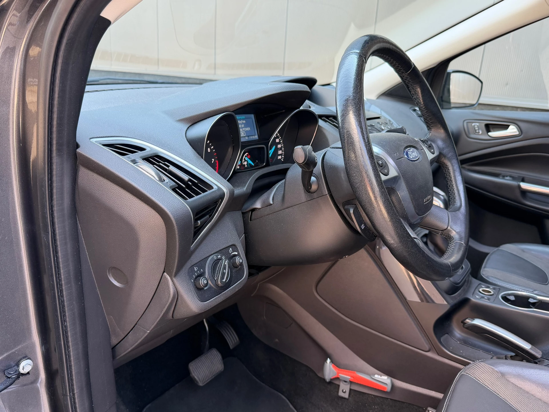 Ford Kuga 2015 - 1.5 Titanium Plus 4WD bj.2015 Autom|Pano|Navi|Trehaak. image 16