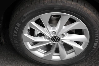 Volkswagen Polo 2023 - 1.0 TSI DSG Style afbeelding 2 miniatuur