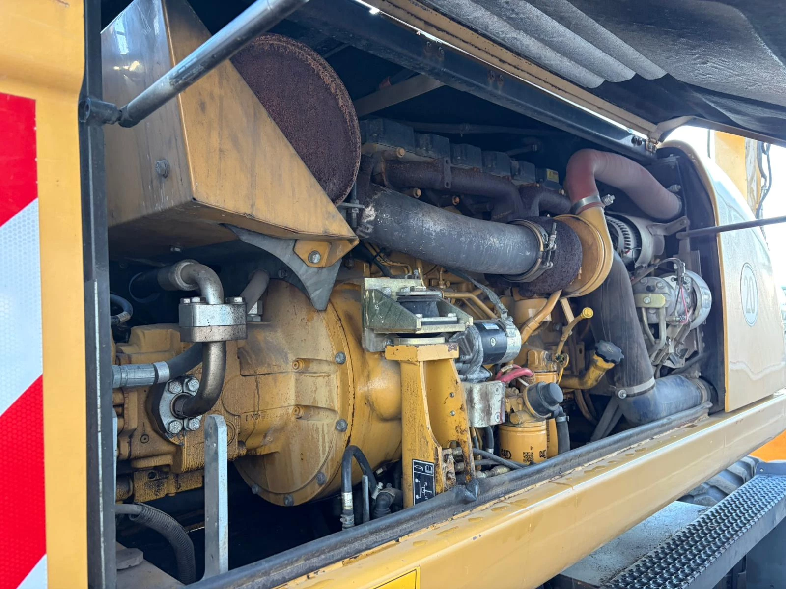 Caterpillar M316D 2005 obrázek 26