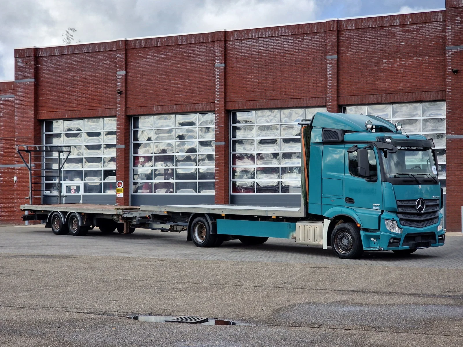 Mercedes-Benz Actros 2014 - 1836 Streamspace 4x2 + Kelberg trailer 2014 afbeelding 1