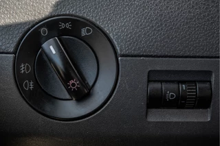 Volkswagen Transporter 2005 - T5 | 175 PK | Automaat | Camera | Cruise | PDC | Trekhaak изображение 22
