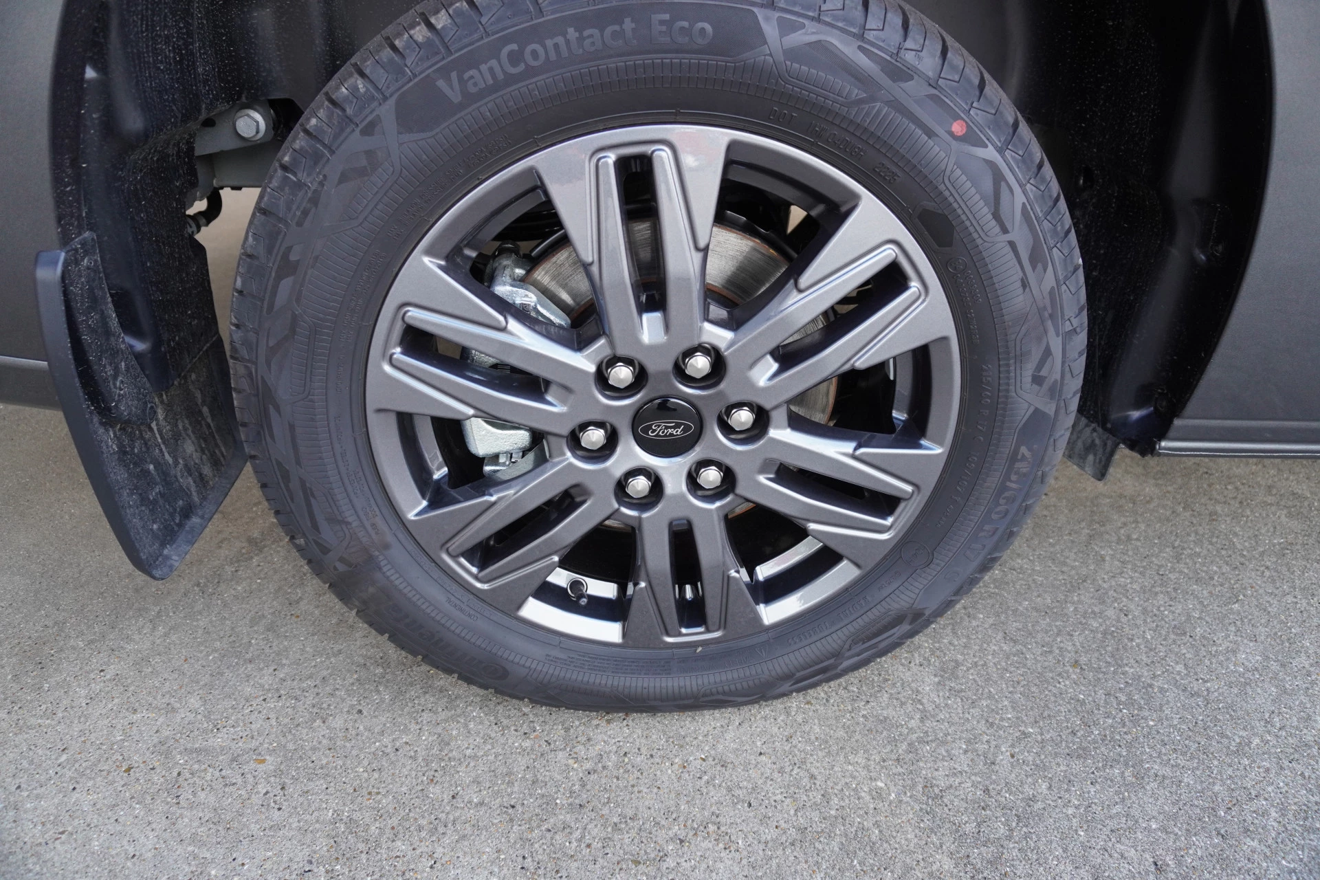 Ford Transit Custom 2025 - 320L 2.5 PHEV 233PK L2H1 Limited 8 Persoons PHEV Automaat imagen 13