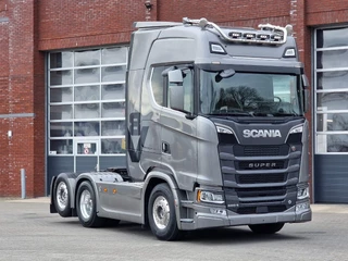 Scania S 2023 - 660S V8 NGS Highline 6x2 - Retarder - Full air - Leather - Led - Alloy wheels immagine 1