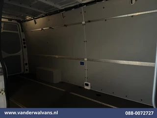 Mercedes-Benz Sprinter 2021 - 317 CDI 170pk L3H2 Euro6 Airco | Camera | Apple Carplay | Cruisecontrol | Chauffeursstoel image 14