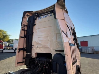 Volvo FH 2023 - FH5-460 / ENGINE RUNNING / !! 259596 KM !! / NL TRUCK / VEB+ / DAS / LIFT+LENKACHSE / PTO / I-PARKCOOL / FULL-AIR / AUTOMATIC / EURO-6 / 2023 bild 8