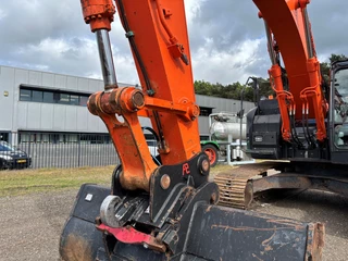 Hitachi N/A 2015 - ZX225USLC-5B excavator, 2015 year, Fresh condition! zdjecie 9