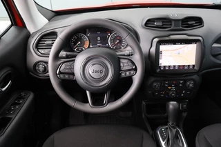 Jeep Renegade 2022 - 1.5T E-HYBRID LIMITED / NIGHT EAGLE / Trekhaak imagen 33
