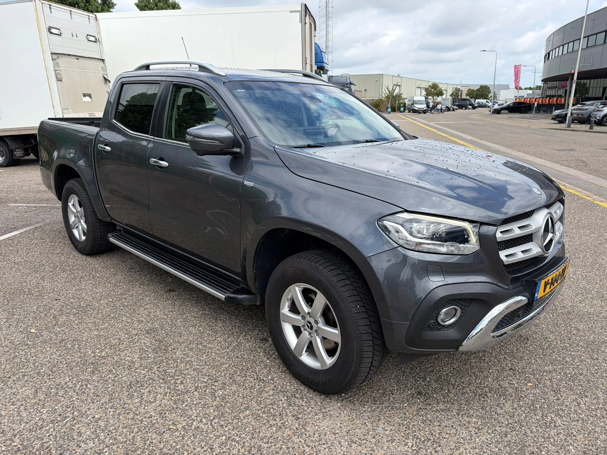 Mercedes-Benz X-Class 2018 - 250D 4 Matic Automaat Airco Navi Cruisecontrol Trekhaak 3500KG GRIJS KENTEKEN Euro 6 Bild 3