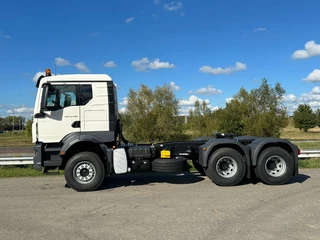 MAN TGS 2023 - 33.400 BB SA 6x4 Manual imagem 2