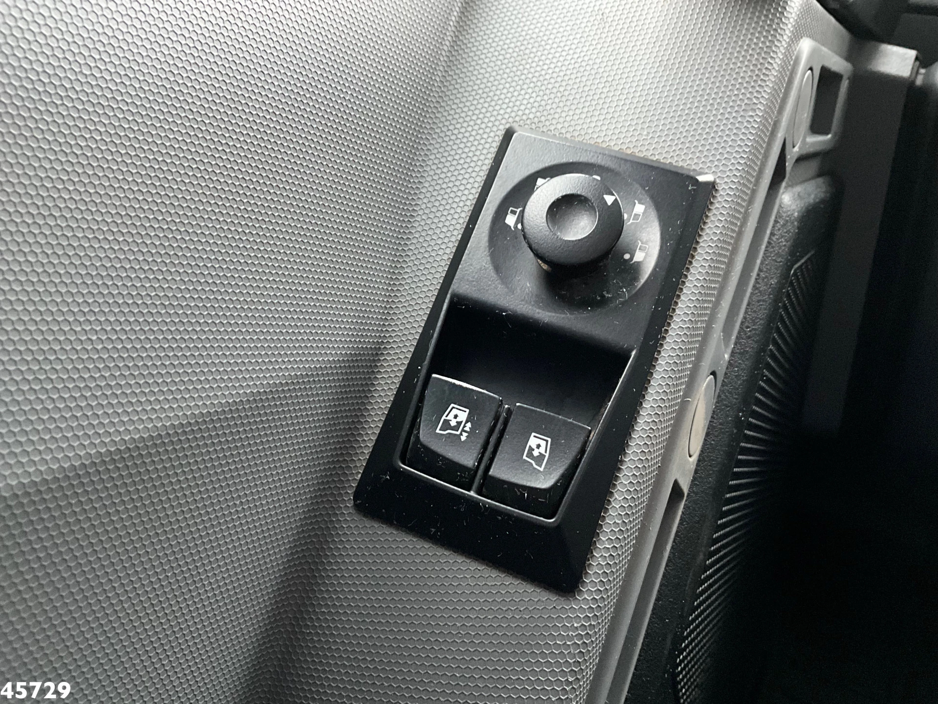 Renault C 460 6x4 Euro 6 High Pressure unit Just 195.397 km! 2015 image 17