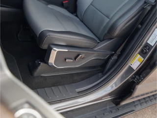 Ford F-150 2023 - Lightning Lariat Standard Range immagine 66