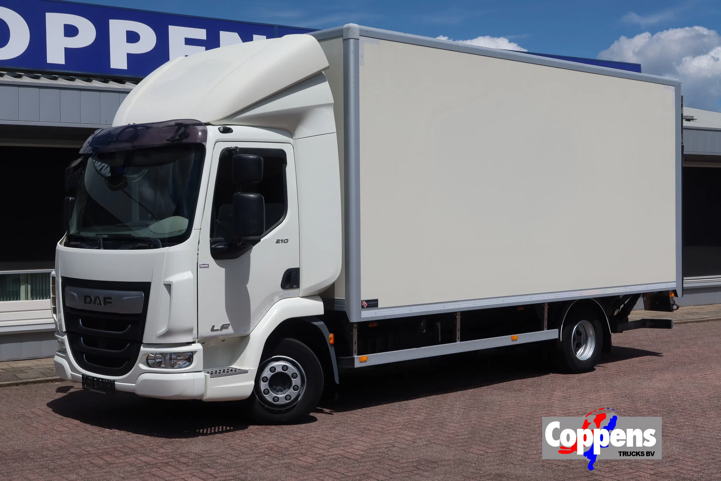 DAF LF 210 2019 - FA Bakwagen + Dhollandia 1500 kg изображение 1