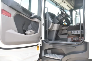 Scania R 2023 - R500 NGS SUPER 4x2 - NEW TACHO - RETARDER - 293 TKM - PARK. AIRCO - ACC - NAVI - 2 x FUEL TANKS - LED LIGHTS - image 4