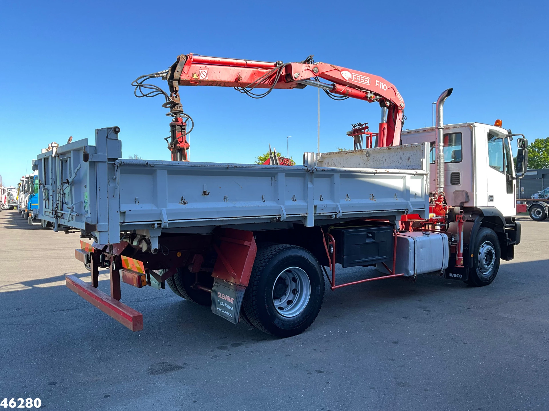 Iveco EuroTech 2003 - 190E24 Cursor Manual Full Steel Fassi 11 Tonmeter laadkraan Just 182.743 km! Bild 4