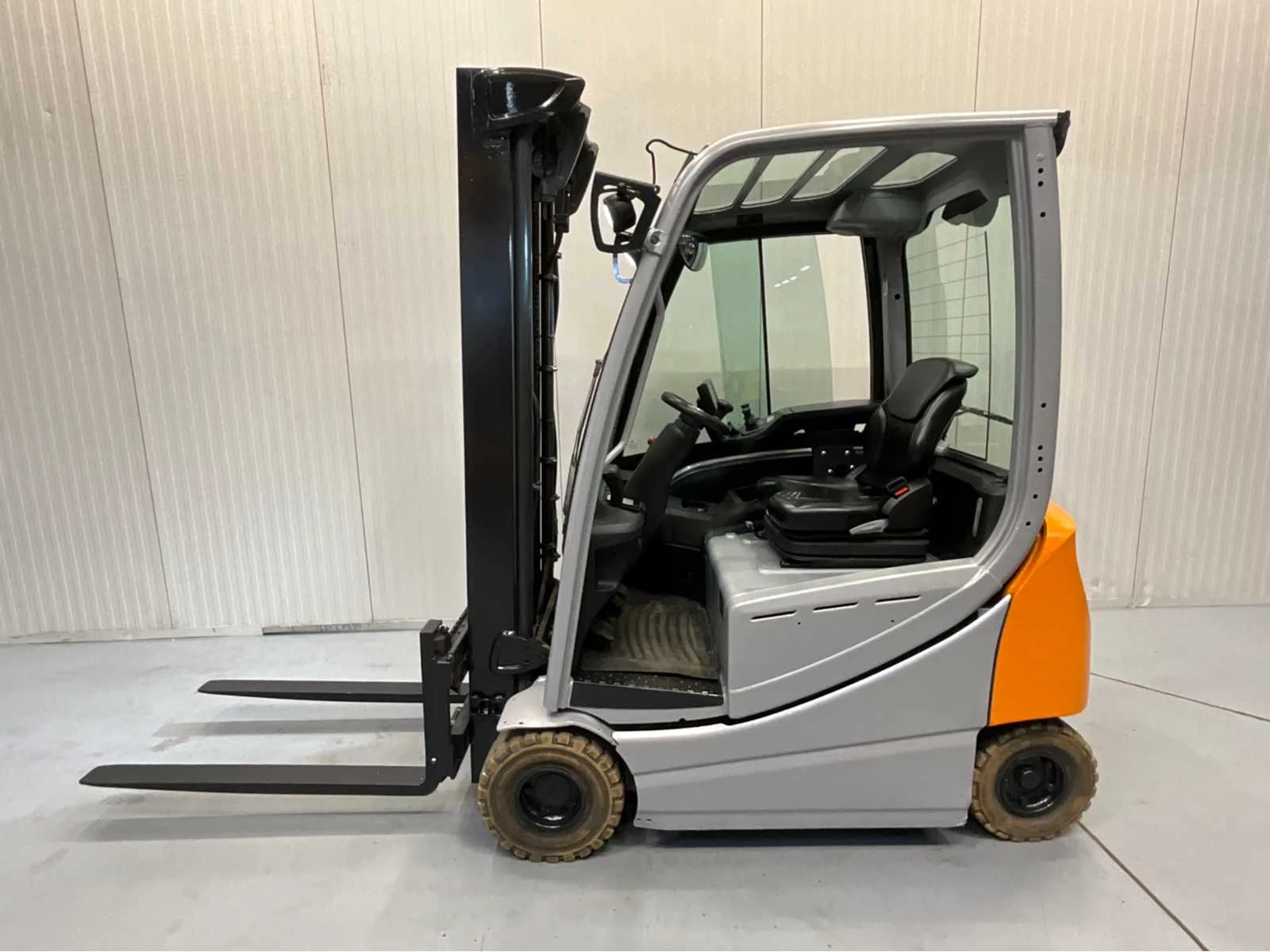 Still 2020 - RX20-16P Triplex - Freelift - Sideshift afbeelding 3