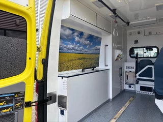 Mercedes-Benz Sprinter 2017 - 319CDI L2H2 AMBULANCE AUTOMAAT V6 MOTORSCHADE immagine 9