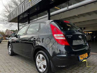 Hyundai i30 2010 - 1.4i Active Cool / apk 3-2027 imagem 5