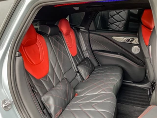 BMW XM 2023 - 748PK V8 PHEV Label Red 30 kWh image 17