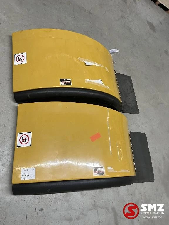 Caterpillar - Frame fender Caterpillar afbeelding 1