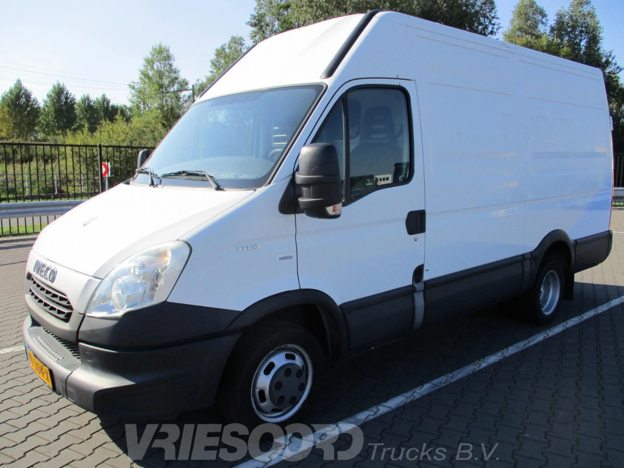 Iveco 35C13 IS35CC2AA | Gesloten bestelwagen | Te koop 2013 afbeelding 1