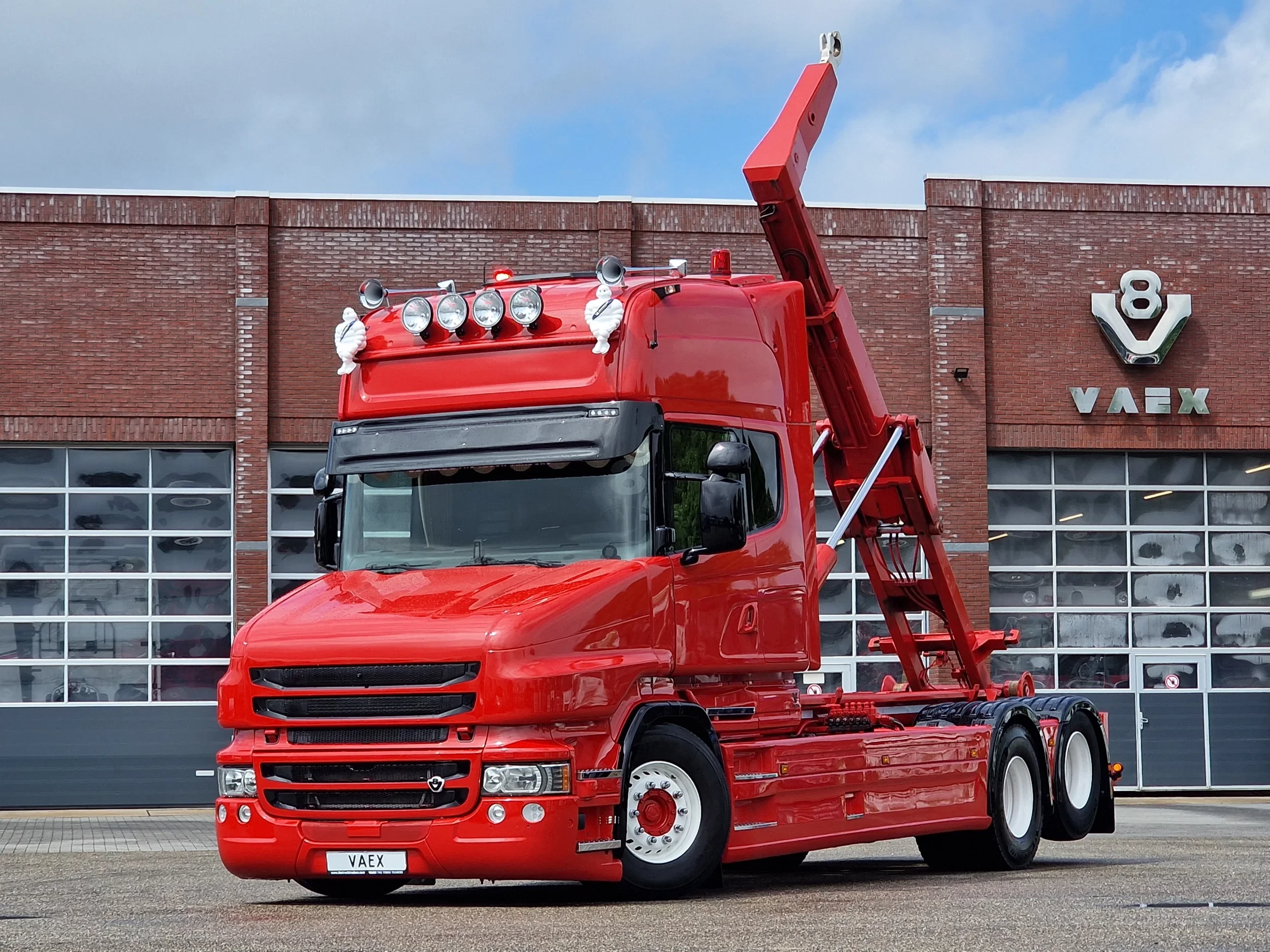 Scania T 2016 - T520 V8 6x2 - AJK Hooklift - New BUFFL interior - Retarder - Full air - Show truck Bild 60