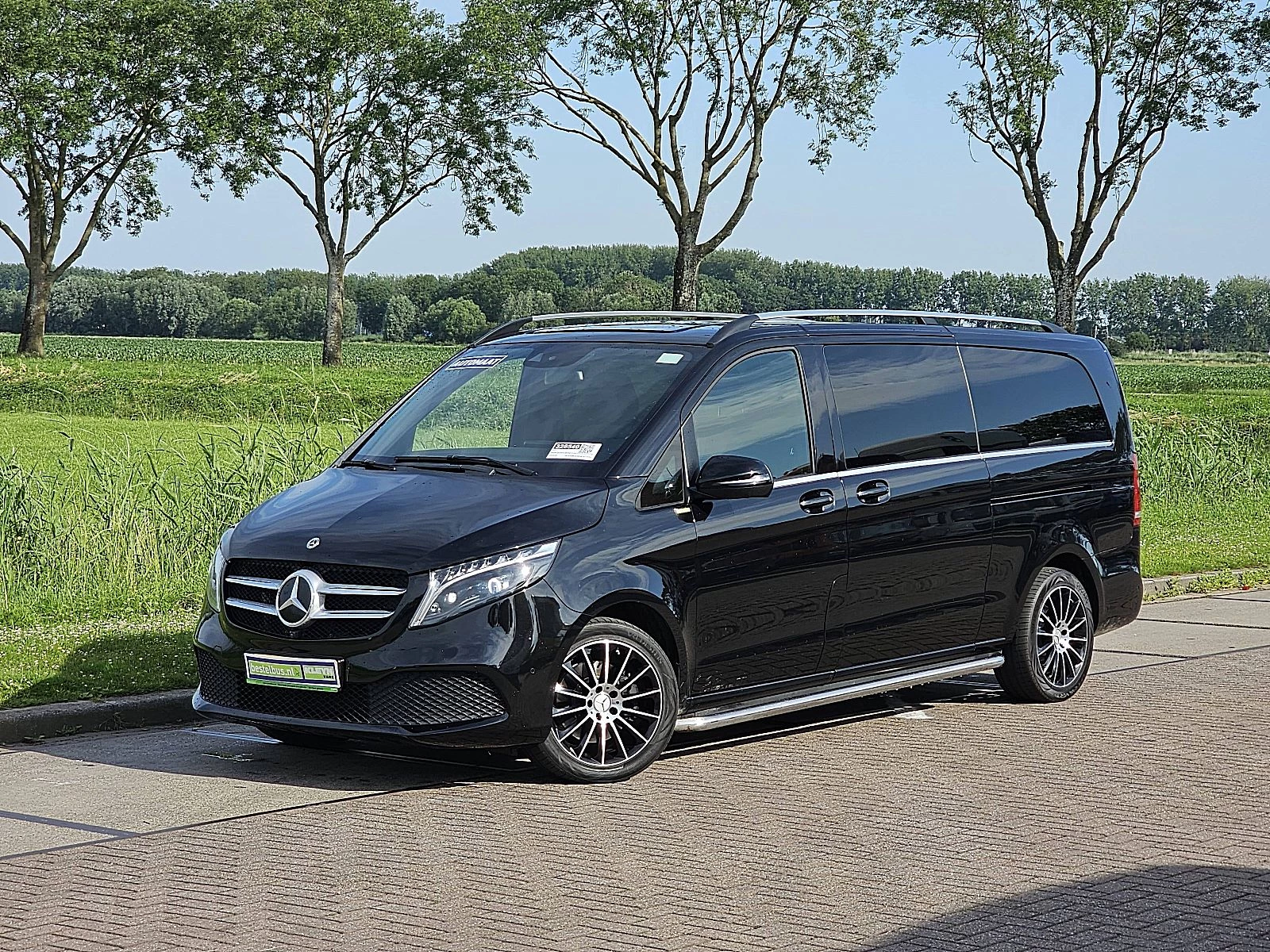 Mercedes-Benz V-Class 2023 - 250 CDI Bild 2