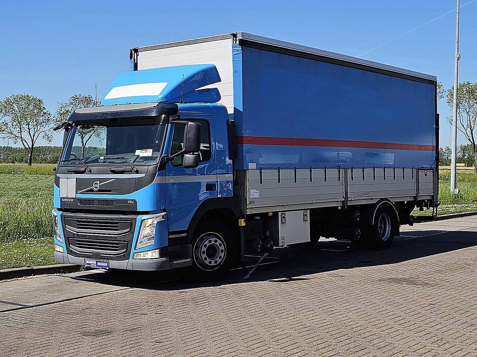 Volvo 2019 - FM 330 Bild 2