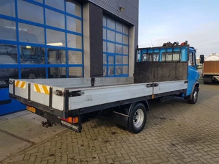 Mercedes-Benz 611 D 1994 - Open laadbak Manual immagine 7