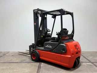 Linde E18 2004 afbeelding 2 miniatuur