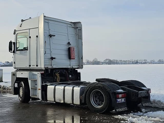 Renault N/A 2012 - MAGNUM 440 obrazek 6