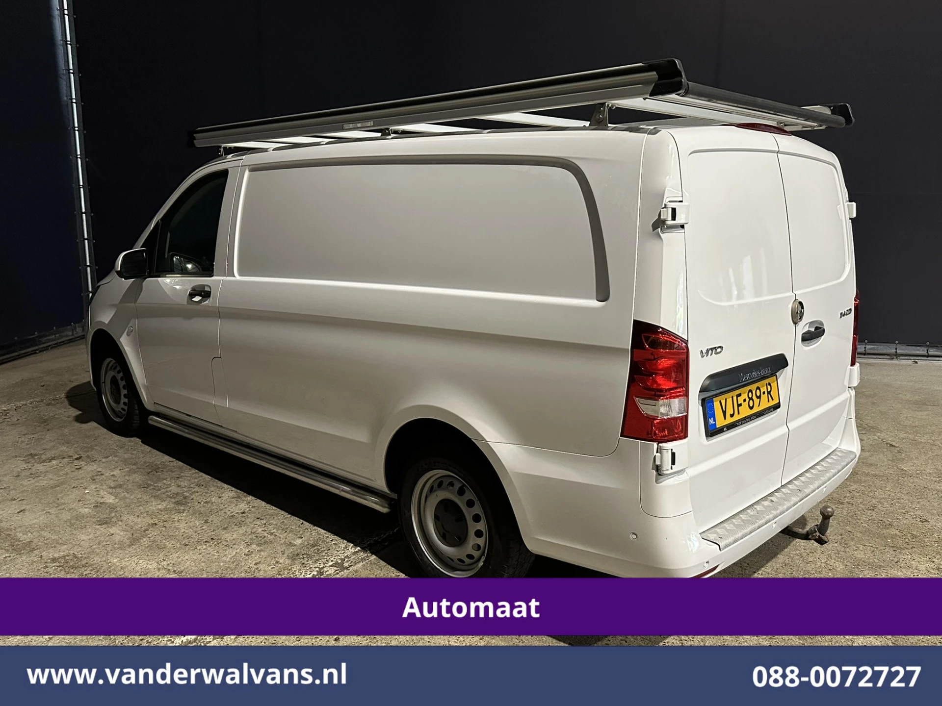 Mercedes-Benz Vito 2021 - 114 CDI 136pk 9G-Tronic Automaat L2H1 Euro6 Airco | Camera | Navigatie | Imperiaal | 2500kg Trekhaak | Apple Carplay image 11