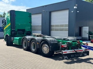 Volvo FH 2017 - 540 Globe 8x4*4 Chassis Retarder *443 Tkm* bild 5