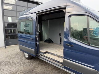 Ford Transit 2019 - Panther 2.0 Diesel L3H3 / Airco / Camera / Cruise control / Trekhaak bild 4