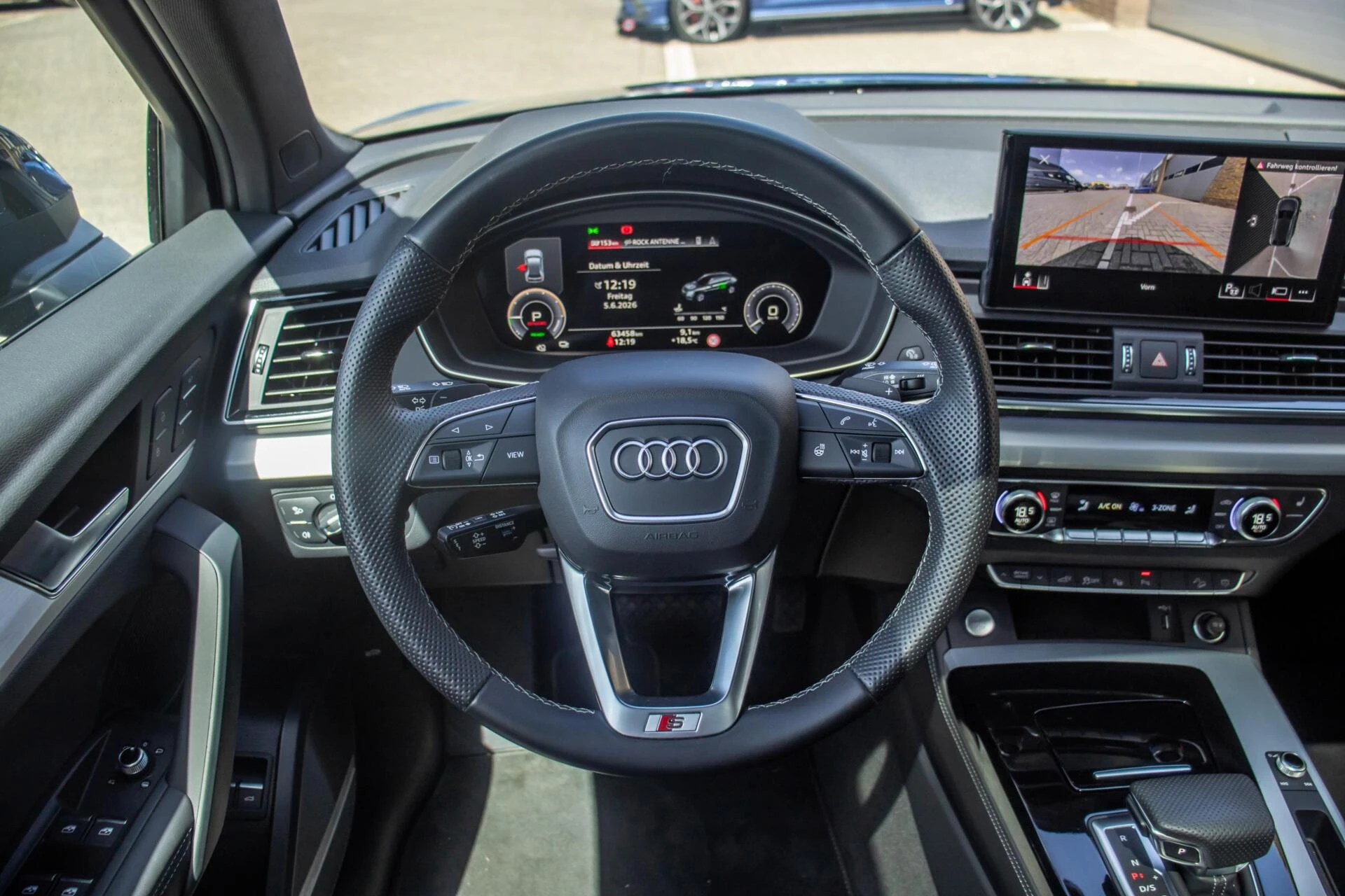 Audi Q5 2023 - 55 TFSI e S-Line Competition, BTW, Pano, Luchtvering afbeelding 15